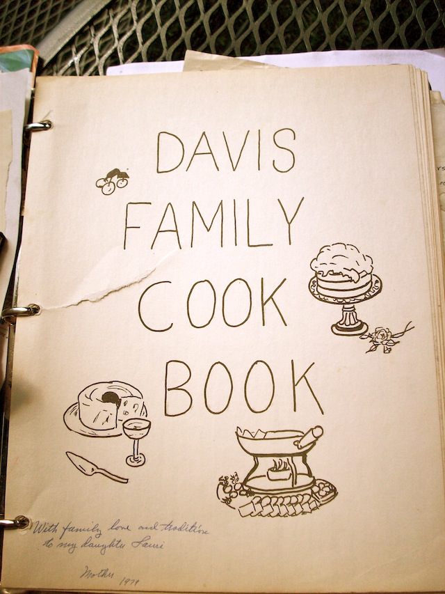 Davis Family Cook Book (Eat Me. Drink Me.)