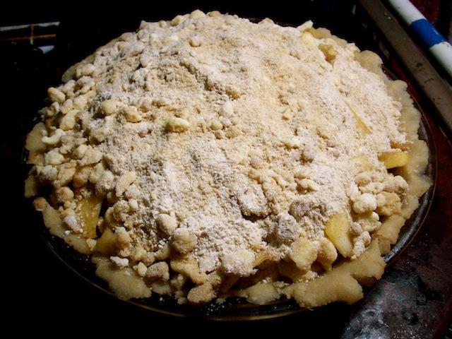 Homemade apple pie recipe (Eat Me. Drink Me.)