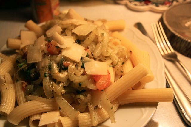 Pasta with fennel and onions recipe (Eat Me. Drink Me.)