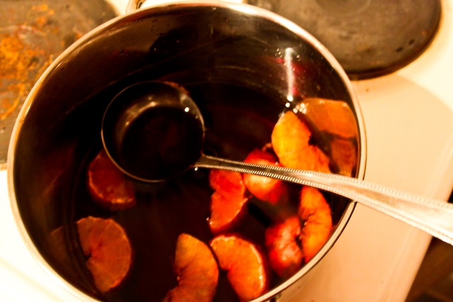 Glühwein with oranges (Eat Me. Drink Me)