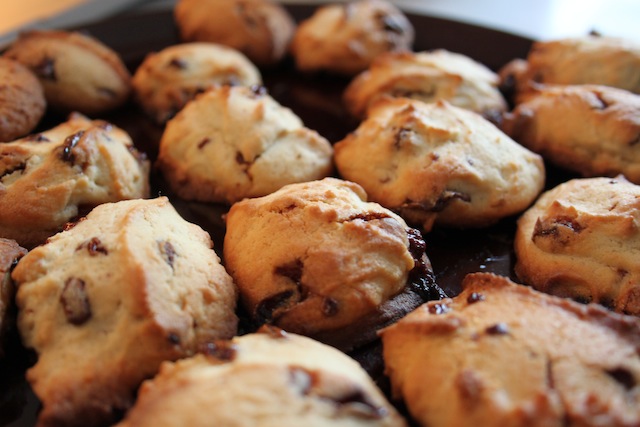 chocolate chip caramel cookies (Eat Me. Drink Me.)