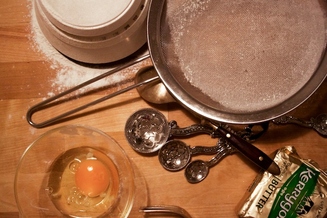 Baking the crust (Eat Me. Drink Me.)