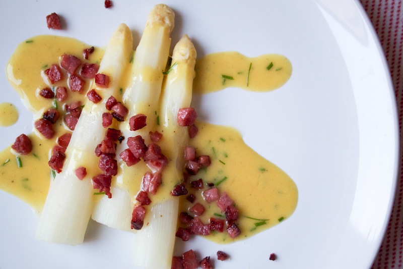 White asparagus with bacon and honey-mustard dressing (Eat Me. Drink Me.)