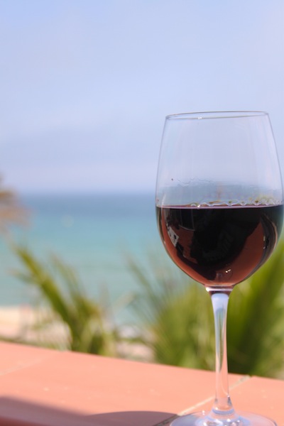 Beachside wine (Eat Me. Drink Me.)