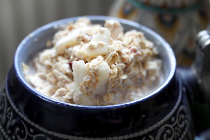 Overnight oats (Eat Me. Drink Me.)