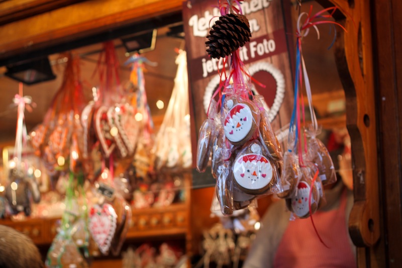 Sweets stand at the Christmas market (Eat Me. Drink Me.)