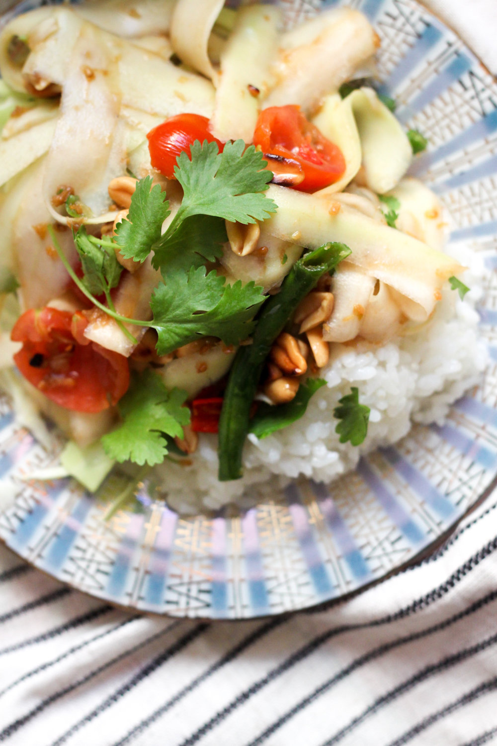 Thai Green Papaya Salad - Som Tum (Eat Me. Drink Me.)