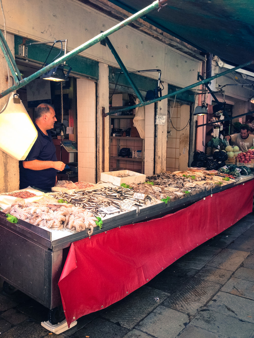 Fresh fish at the Rialto Market (Eat Me. Drink Me.)