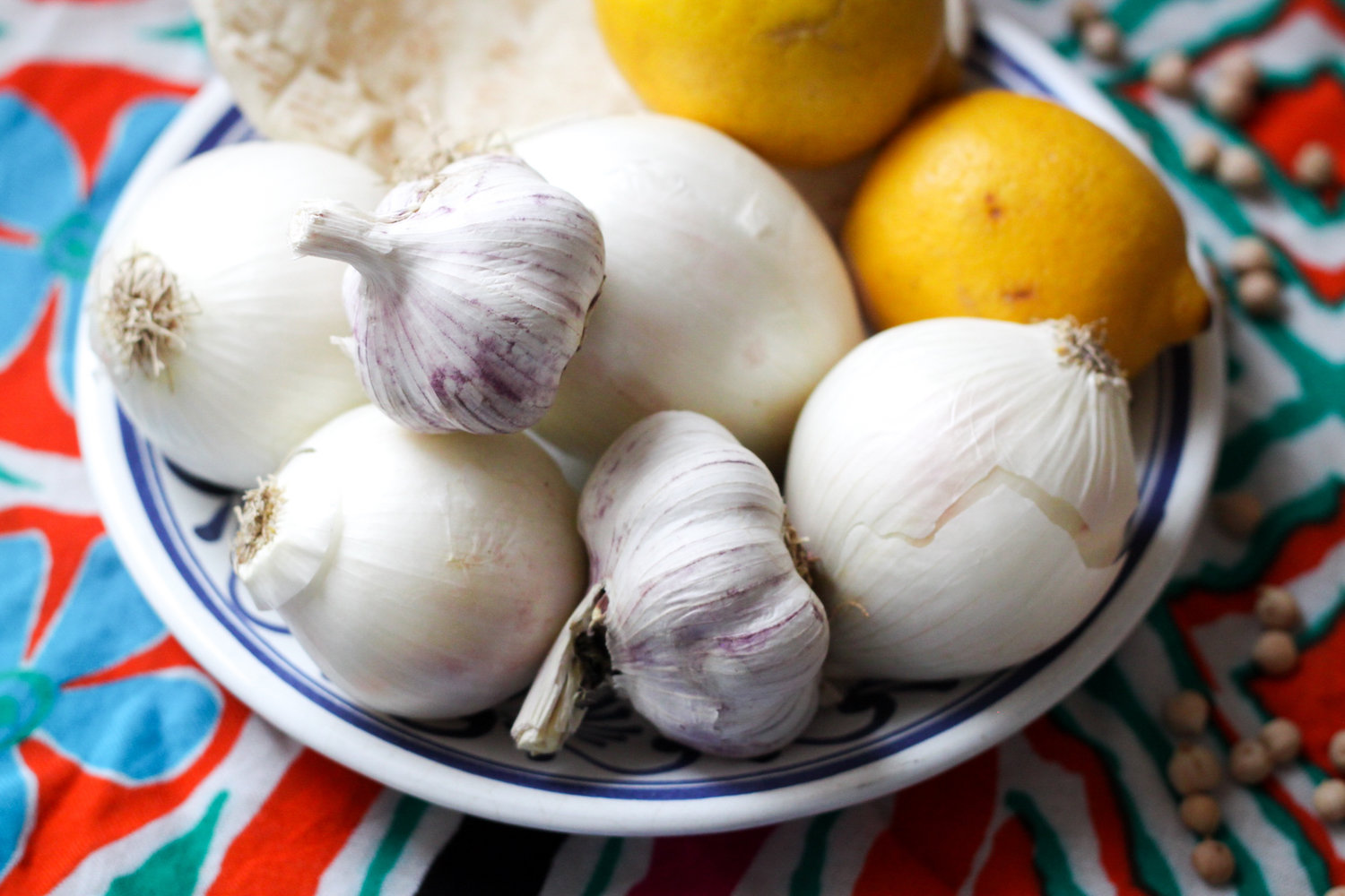 Onions, lemons, and garlic (Eat Me. Drink Me.)