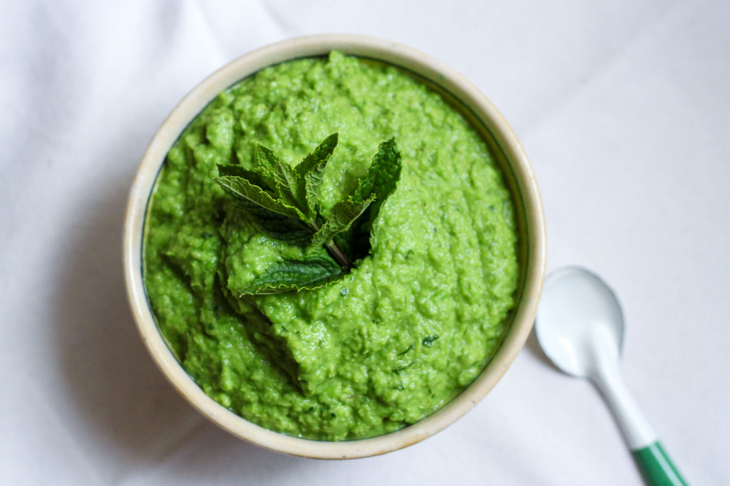 Mint and dill sweet pea dip (Eat Me. Drink Me.)
