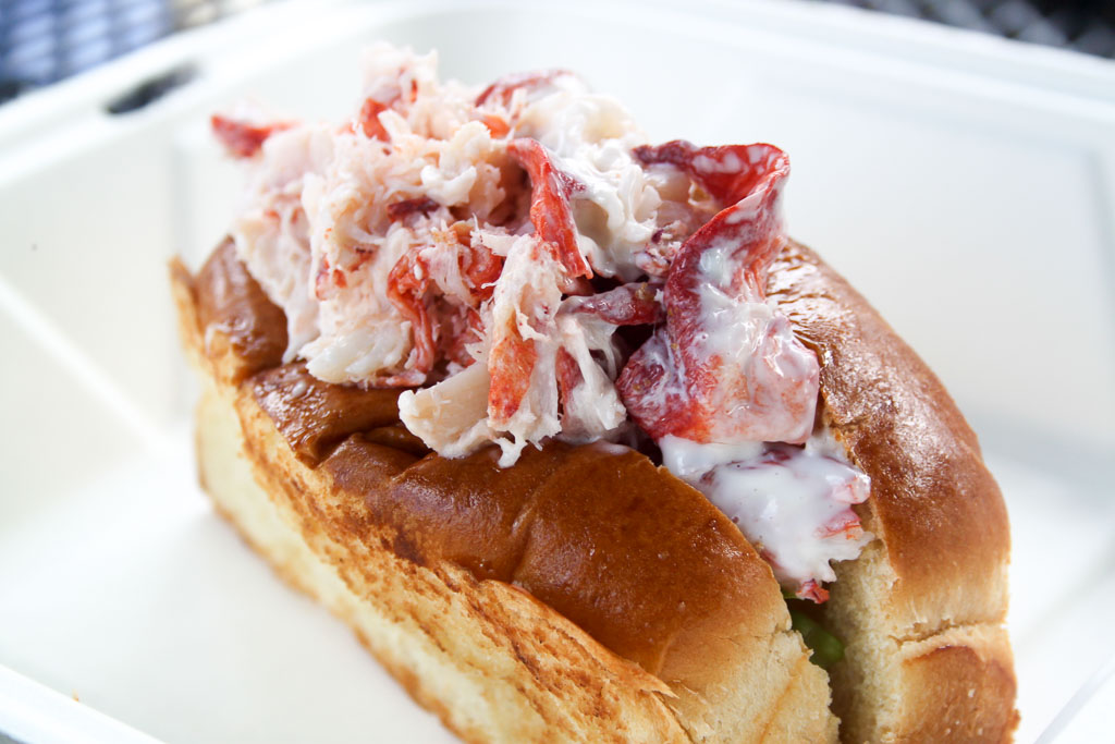 Lobster roll with mayo (Eat Me. Drink Me.)