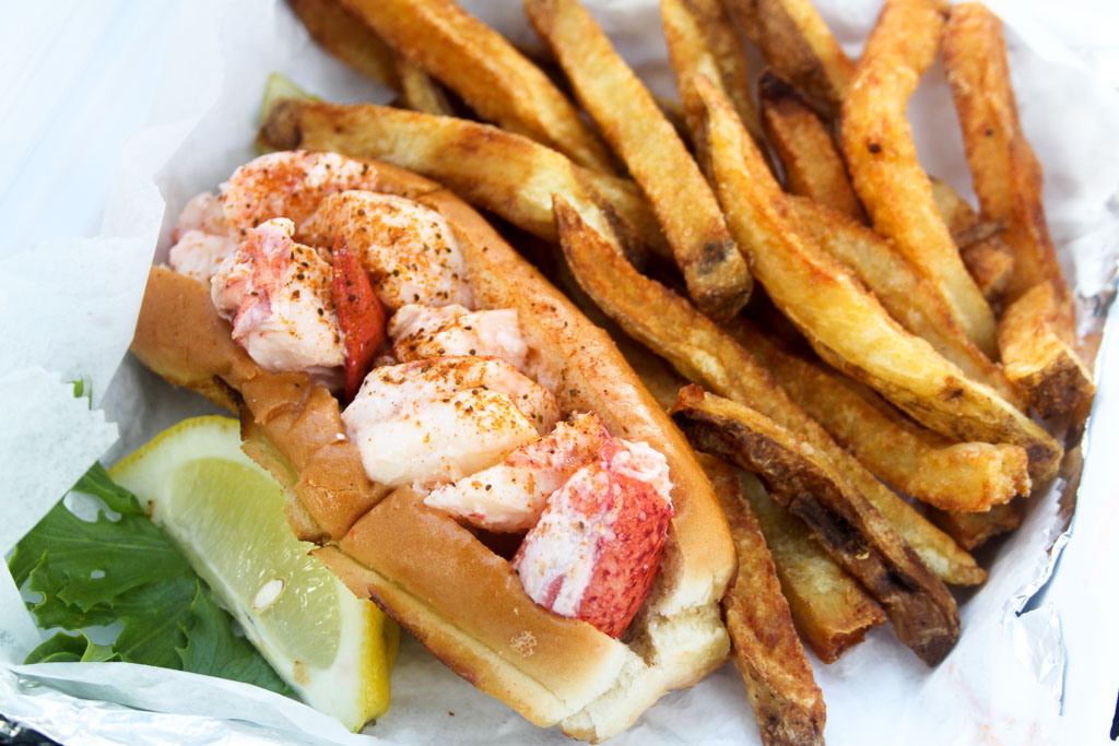 Maine lobster roll (Eat Me. Drink Me.)