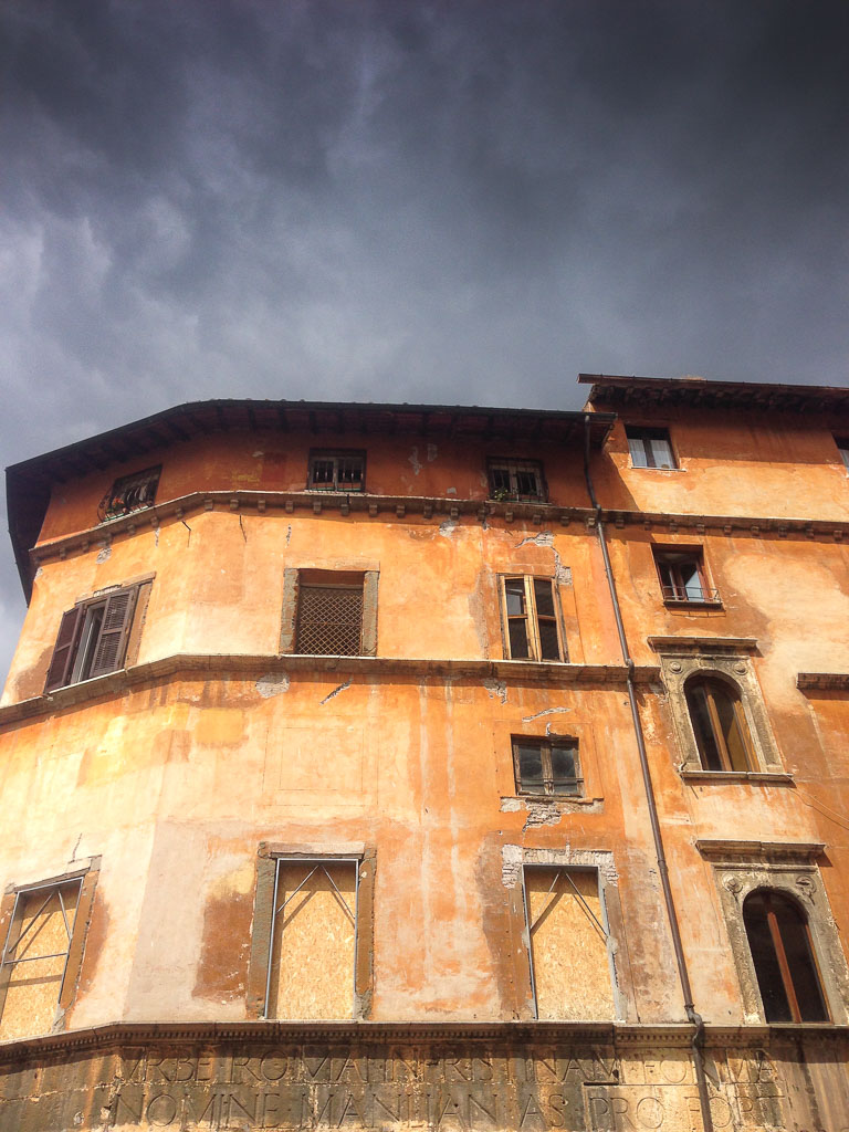 Gathering storm in Rome (Eat Me. Drink Me.)